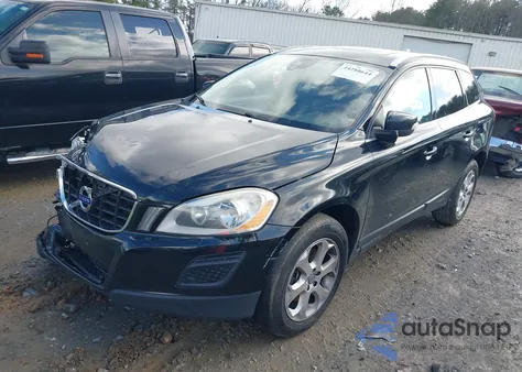 2012 Volvo Xc60 3.2/3.2 Platinum/3.2 Premier/3.2 Premier Plus z USA, uszkodzony, nr VIN YV4940DZXC2323160
